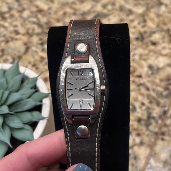 Fossil Watch - Picture 5 of 5